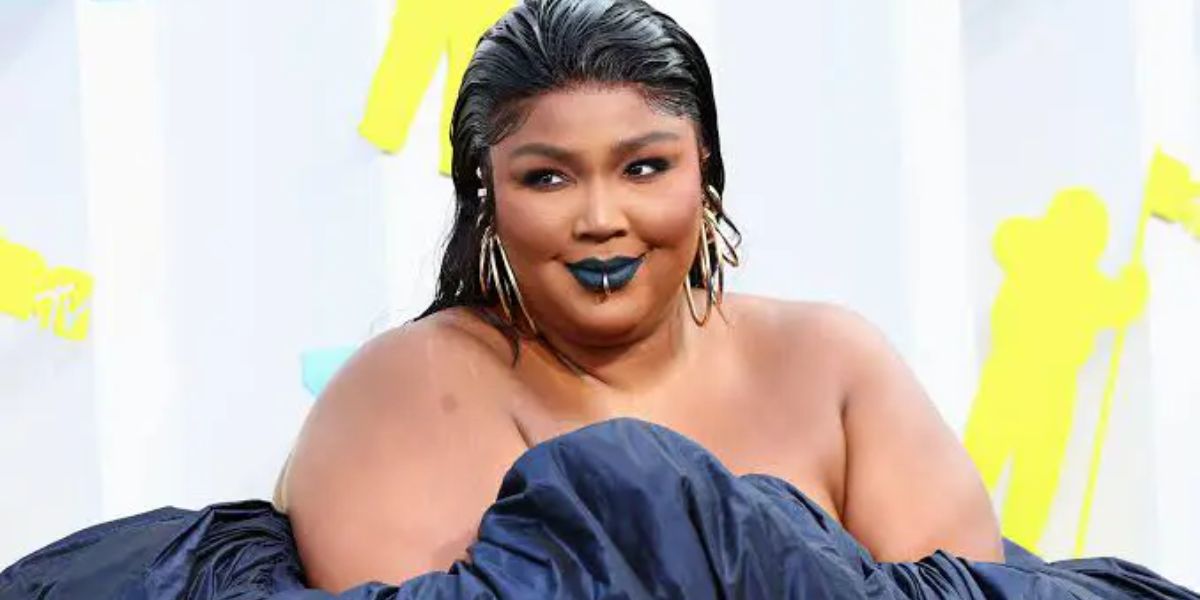 How Tall is Lizzo? How Did She Lose Her Weight? Your News, Your Way