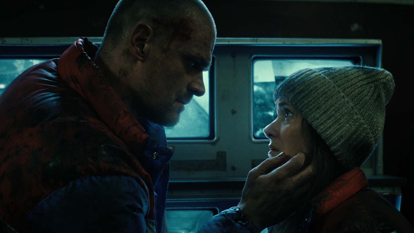 Stranger Things Jim Hopper and Joyce Byers