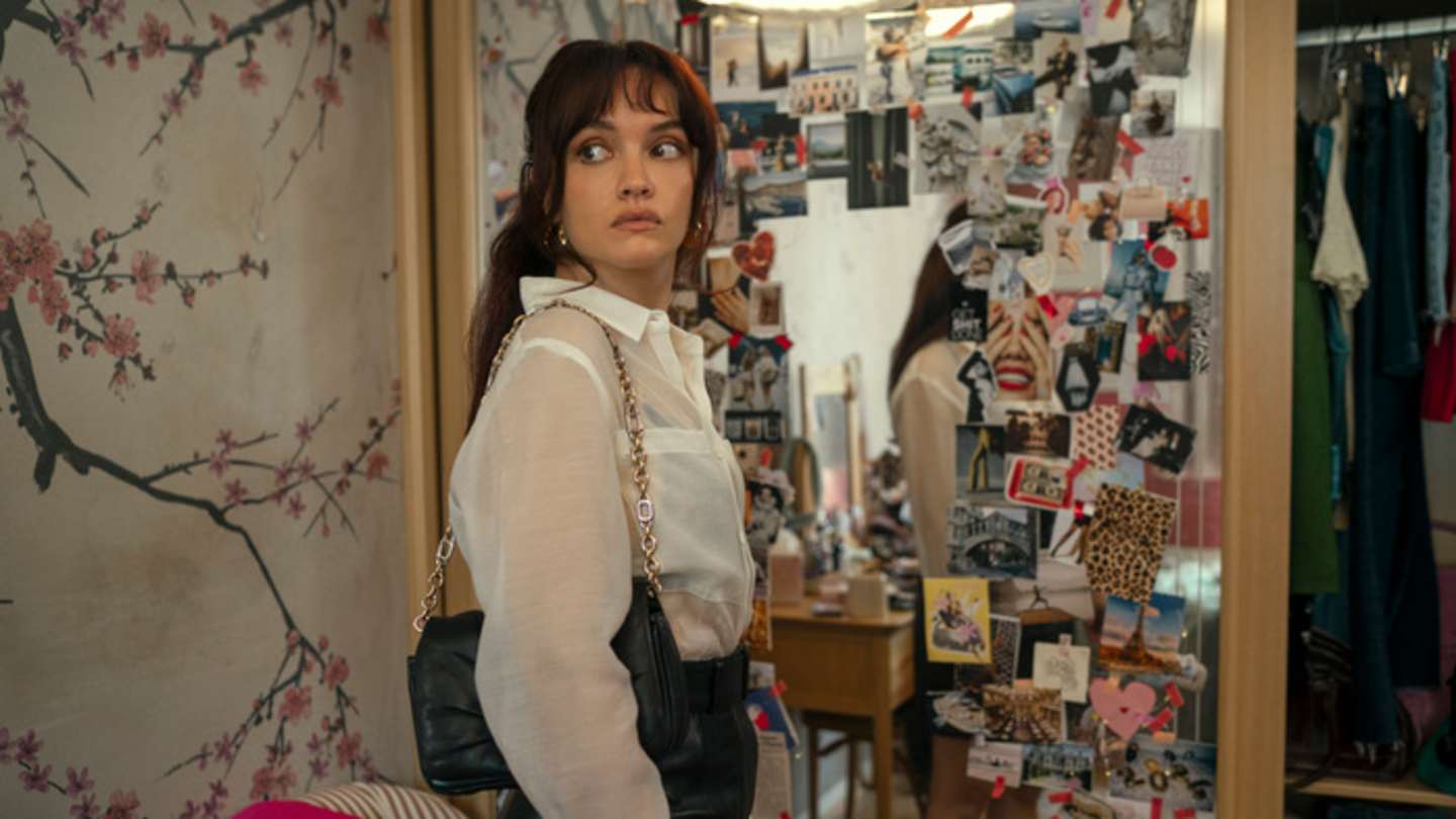 Cherry (Olivia Cooke) in The Girlfriend